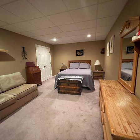 Green Gables Bed & Breakfast Odon Экстерьер фото