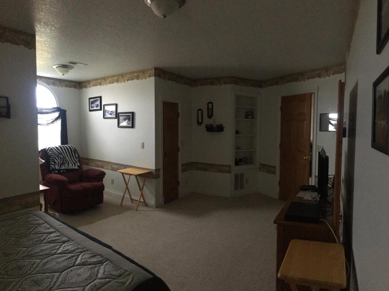 Green Gables Bed & Breakfast Odon Экстерьер фото